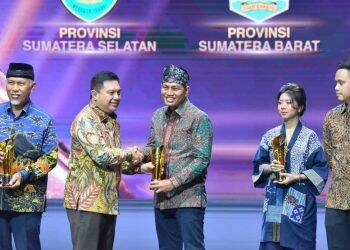 Fadhil Arief Kian Menasional, Raih Pemimpin Daerah Award 2024