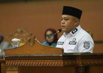 Robby Nahliyansyah Hadiri Rapat Paripurna DPRD Tanjab Timur