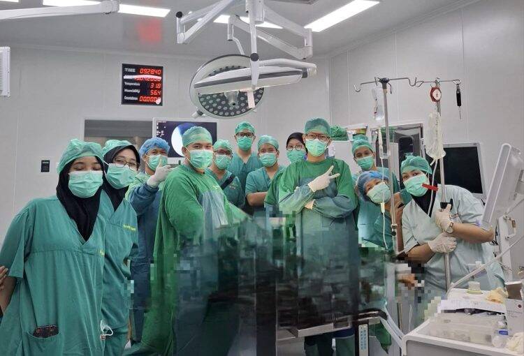 Mantap! RSUD Raden Mattaher Gelar Operasi CAPD Perdana di Jambi