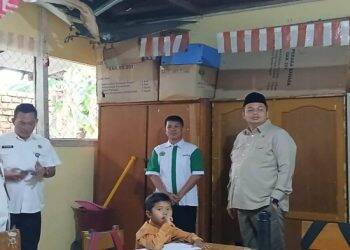 Kemas Faried Desak Perbaikan SDN 96 Kota Jambi, Begitu Parah Kondisinya
