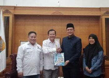 Ketua DPRD Provinsi Jambi Minta KI Teruslah Bekerja