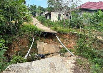 Proyek Jalan di Muaro Jambi Parah, Besi Mirip Lidi Sapu, BBS Tolong Blacklist Kontraktor