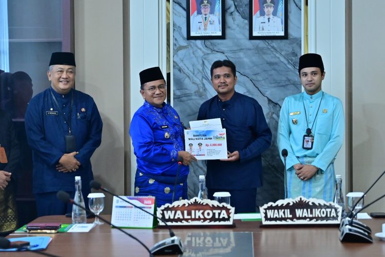 Bantuan Rumah Ibadah, Maulana Pastikan Program Berkelanjutan