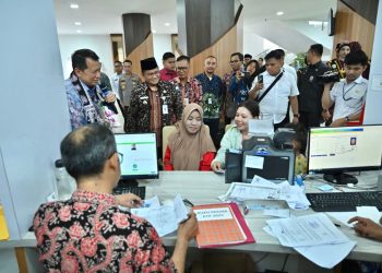 Penghargaan Bergengsi dari Kemen PANRB, Bukti Komitmen Wali Kota Maulana Tingkatkan Layanan Publik