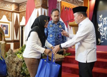 Al Haris Komitmen Tekan Stunting, Luncurkan Gerakan 10B ASN Peduli Stunting di Jambi