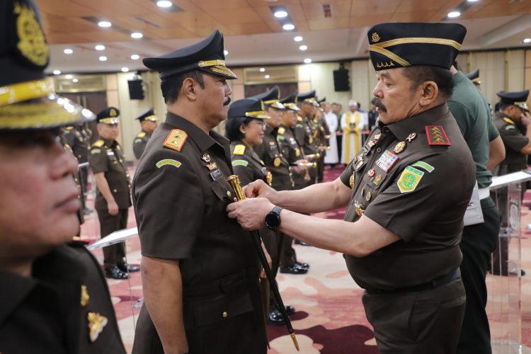 Jaksa Agung Lantik Sugeng Hariadi sebagai Kepala Kejaksaan Tinggi Jambi
