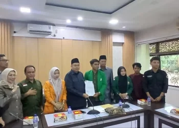 Semua Fraksi DPRD Kota Jambi Kompak Penuhi Aspirasi Mahasiswa
