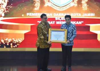 Pemkot Jambi Keempat Kalinya Raih Penghargaan Kinerja Terbaik Kearsipan