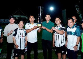 Piala Bupati Batang Hari Super Tangguh Mengajarkan Main dengan Sportif