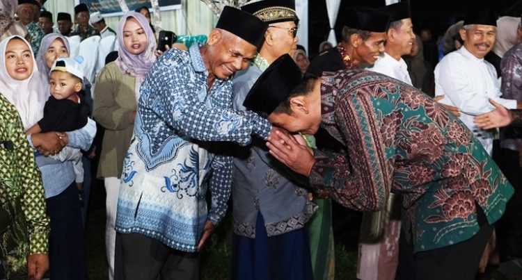 Fadhil Arief Tunjukkan Kesopanan saat Pembukaan MTQ