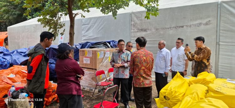 Kementerian ESDM, SKK Migas dan KKKS Terus Salurkan Bantuan Kemanusiaan untuk Korban Banjir di Pulau Sumatera