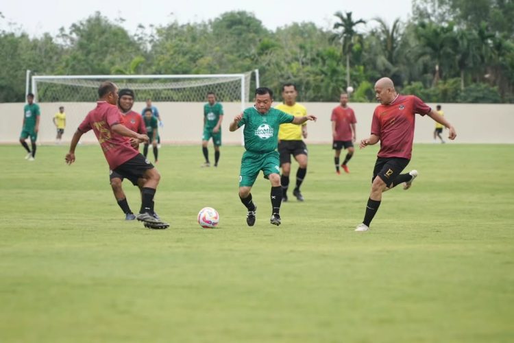 Saling Kejar Skor, Pers FC Rontok Tipis Lawan Tim Al Haris