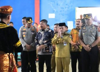 Gubernur Al Haris Kumpulkan Semua Kepsek 