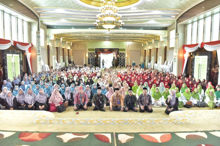 Kata Wawako Diza Ketika Penutupan Pesantren Ramadan dan Pengajian Emak-emak
