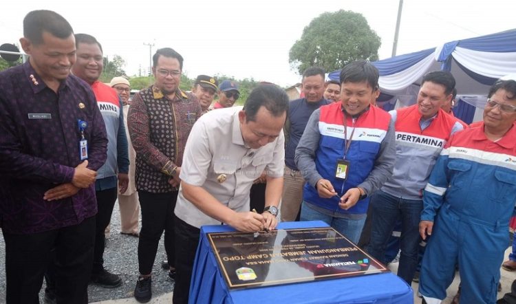 Jembatan Beton Camp Topo di Sungai Gelam Diresmikan Bupati