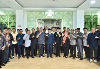 DPRD Kota Jambi Tukar Pikiran Bersama Pemkot