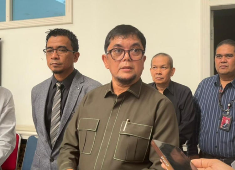 Kata Ivan Wirata Usai RDP Lanjutan Bersama Bank Jambi: Kita Ingin Pastikan Uang Nasabah Aman