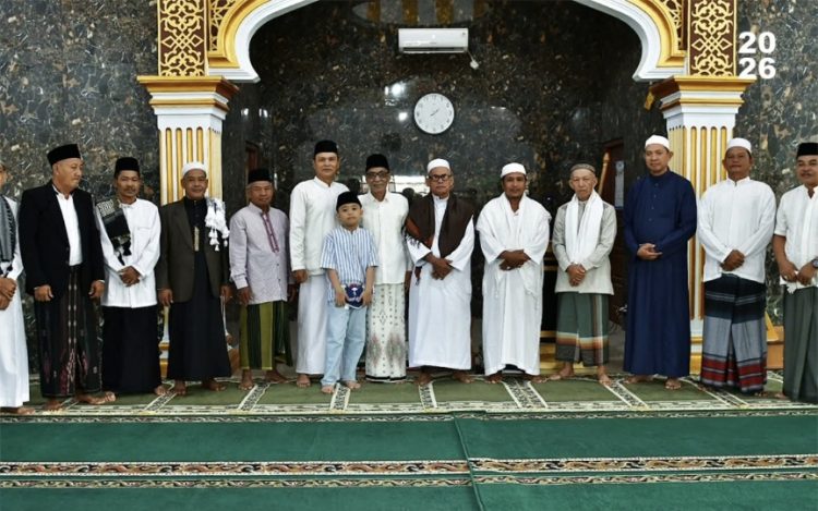 Salat Idul Adha di Masjid Al Barokah, Wabup Bakhtiar: Silaturahmi Pembuka Pintu Rezeki
