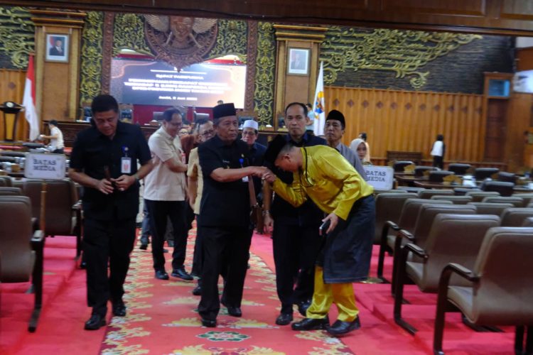 Wagub Sani: 5 Ranperda Inisiatif DPRD Beri Manfaat Positif 